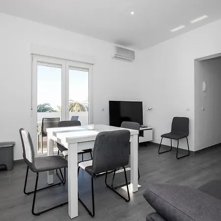Apartamento Marei 3 *